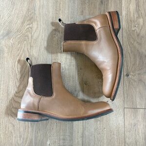 Nisolo Women’s Almond Chelsea Boots size 9